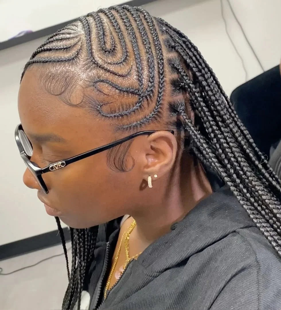 Side-swept feed-in lemonade braids style — photo 4 at SS BRAIDS GH Accra
